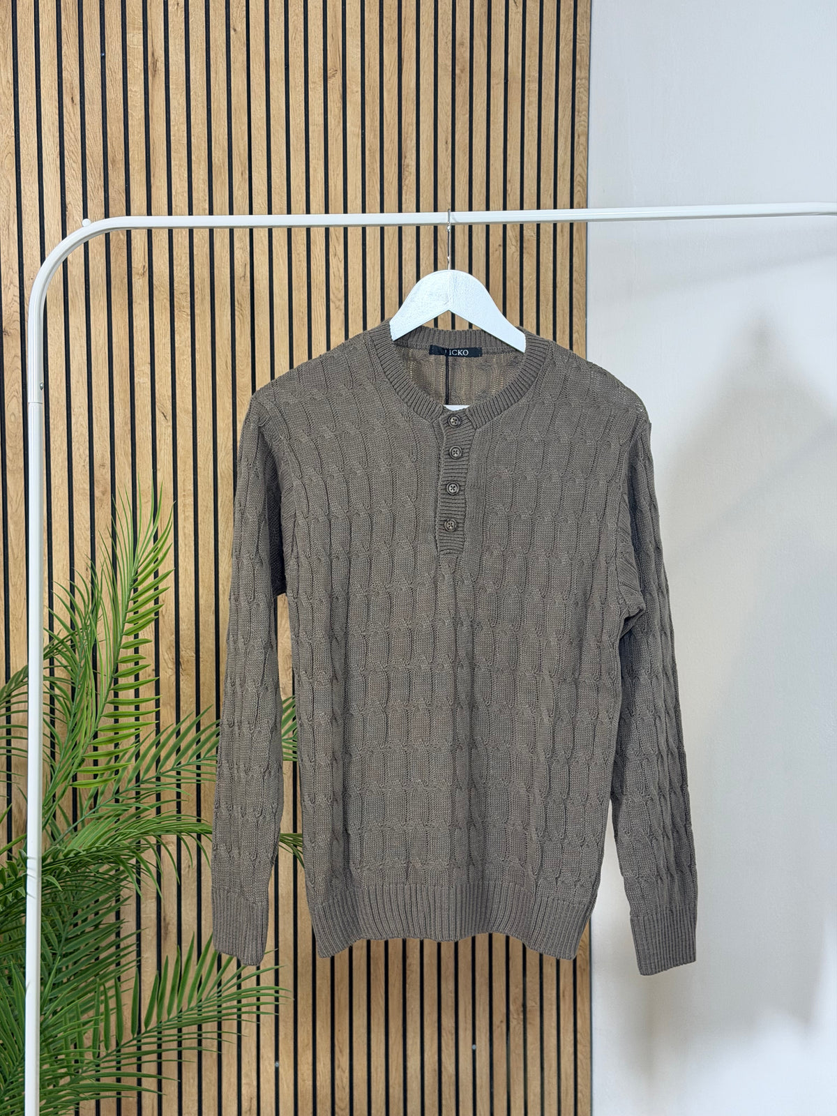 Serafino Knit